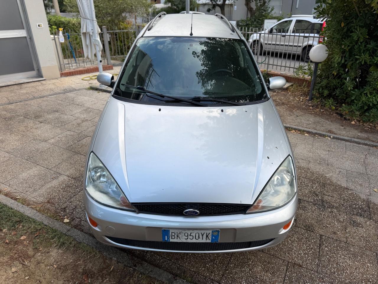 Ford Focus 1.8 TDDi cat SW Ghia
