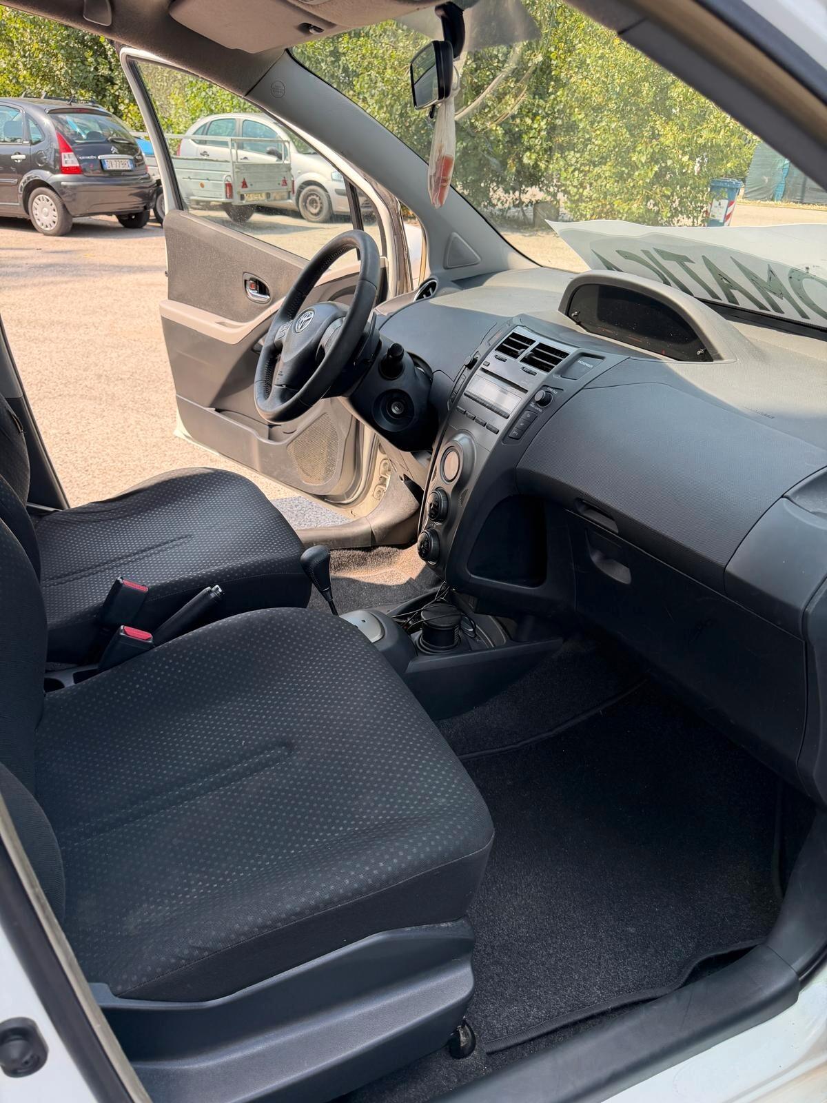 Toyota Yaris 1.4 D-4D DPF 5 porte M-MT Sol