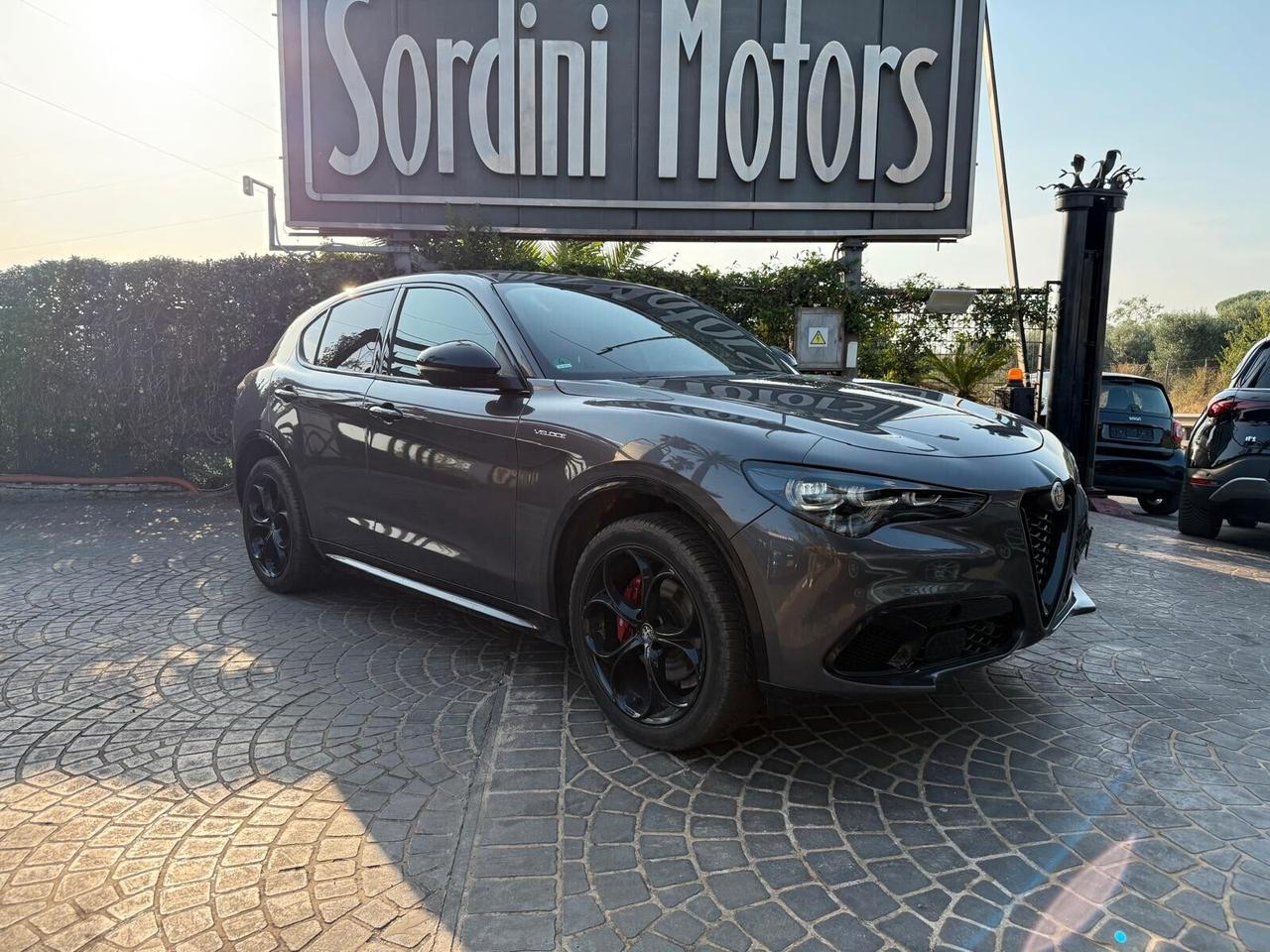 Alfa Romeo Stelvio 2.0 Turbo 280 CV AT8 Q4 Veloce