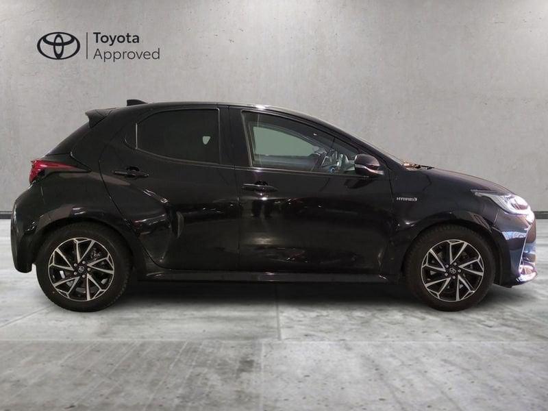 Toyota Yaris Hybrid Lounge MY21