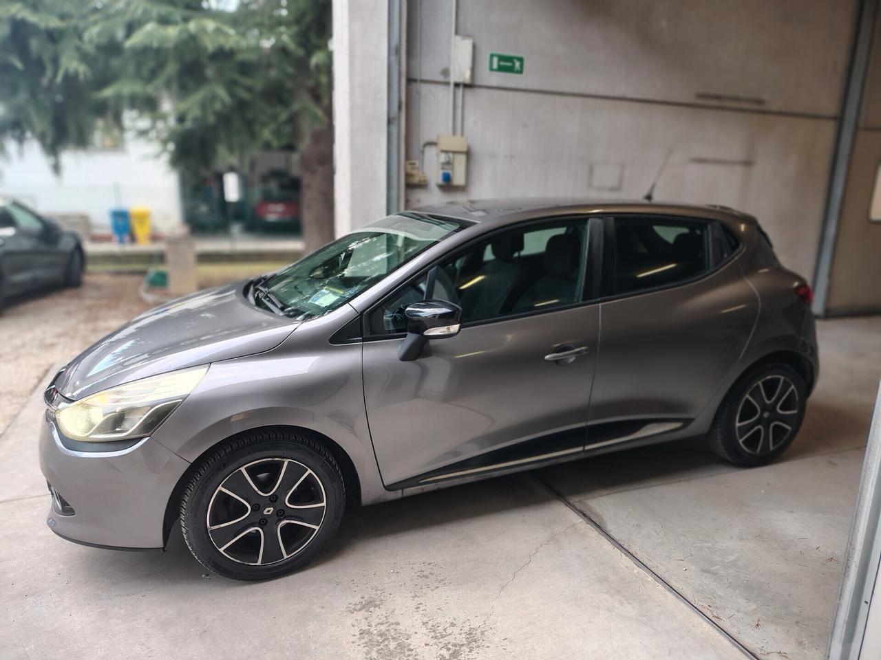 Renault Clio 1.5 dCi 8V 75CV 5 porte Costume National