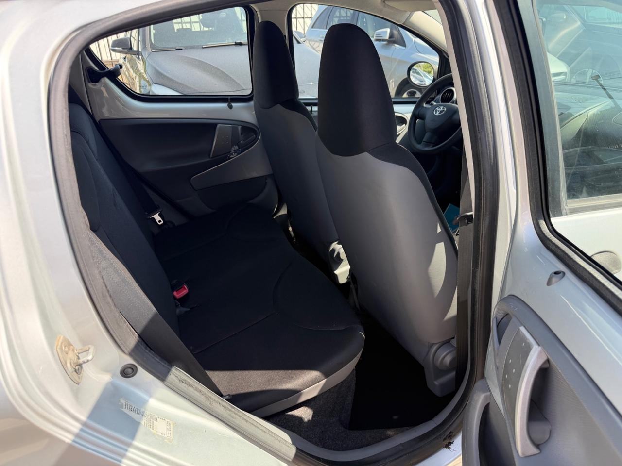 TOYOTA AYGO 1.0 5PORTE /2010/140.000KM