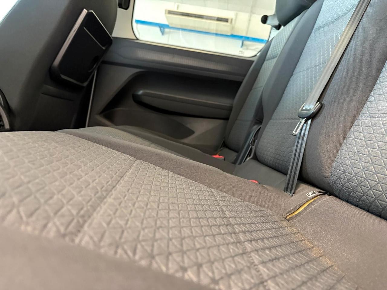 Ford Tourneo Connect Grand TITANIUM 2.0 EcoBlue 6mt UNICO PR.