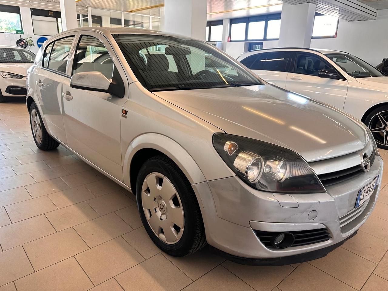Opel Astra 1.7 CDTI 101CV 5 porte Cosmo