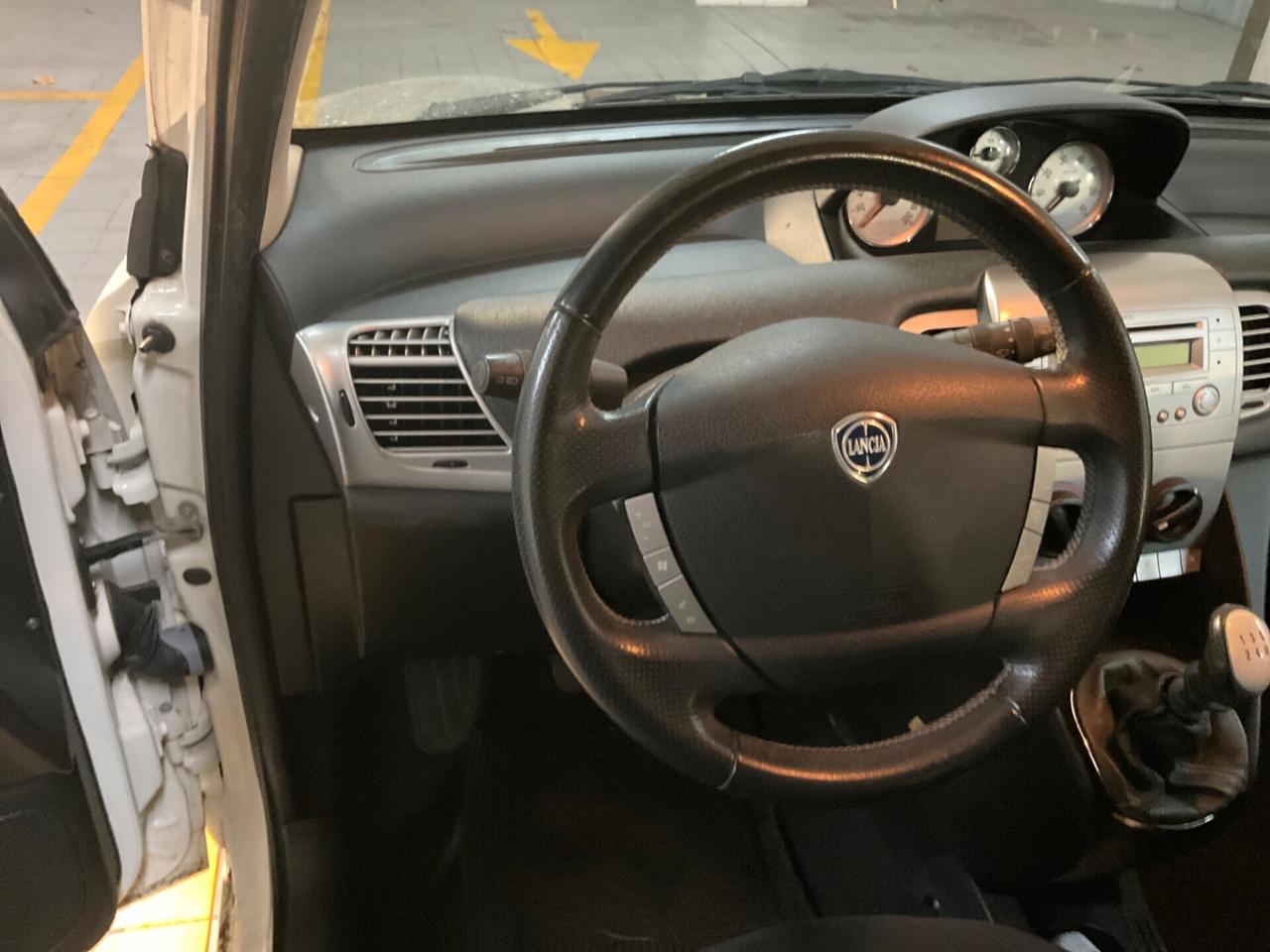 Lancia Ypsilon 1.2 69 CV Diva *TAGLIANDI LANCIA*