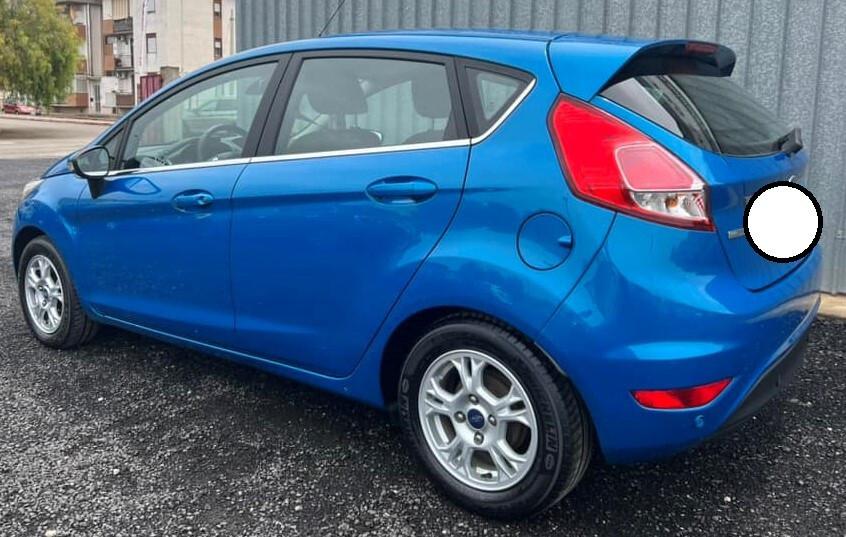 Ford Fiesta 1.6 TDCi 95CV TITANIUM