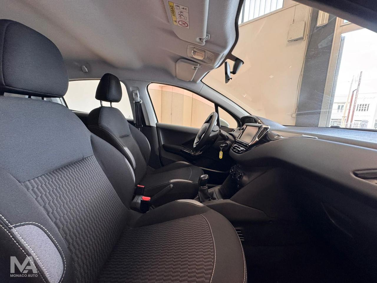 Peugeot 208 1.4 HDi 68 cv Active 2015