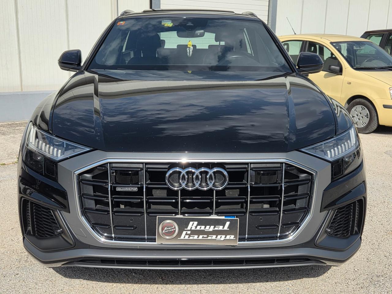 Audi Q8 50 TDI QUATTRO S LINE "FULL OPTIONAL"