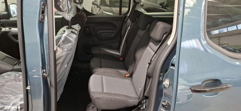Toyota Proace City Verso Luxury 7 posti 1.5 130cv automatico L2 passo lungo