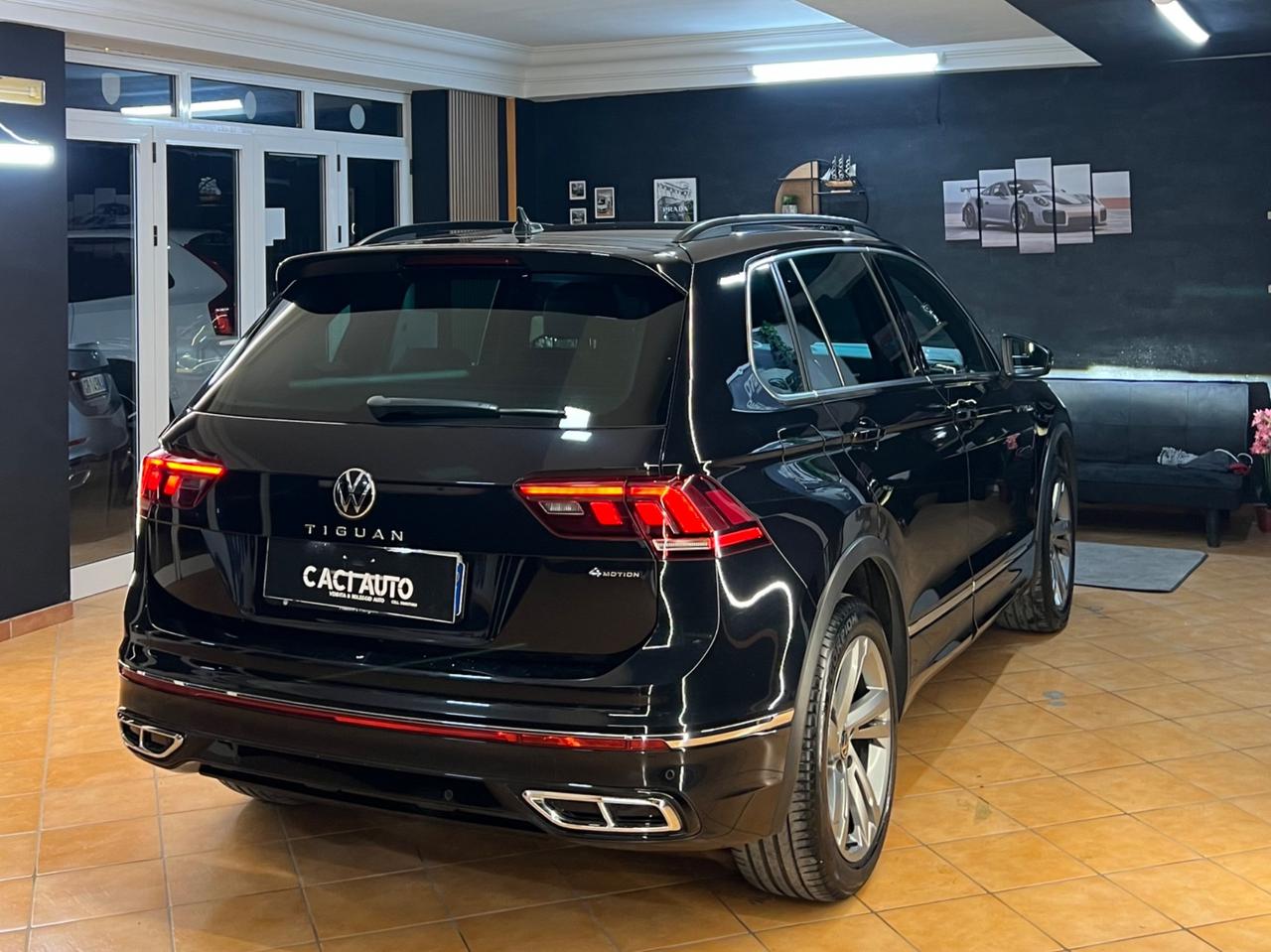 Volkswagen Tiguan R-Line 2.0 TDI 150 CV SCR DSG 4MOTION
