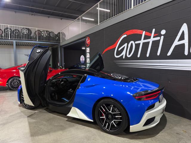 MASERATI MC20 MC20 UFF ITA IVA CARBOCERAMICI SOLLEVATORE BLU