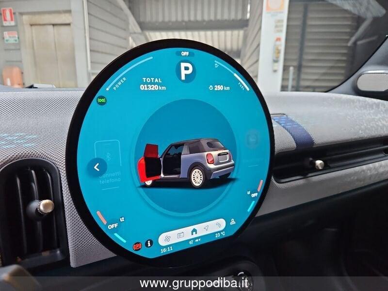 MINI Mini Cooper Cabrio F67 2.0 S Favoured auto