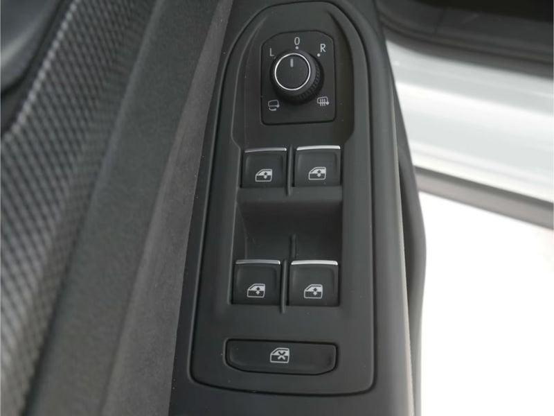 Volkswagen Golf Golf 2.0 TSI GTI DSG BLACK STYLE LED IQLIGHT CAMERA