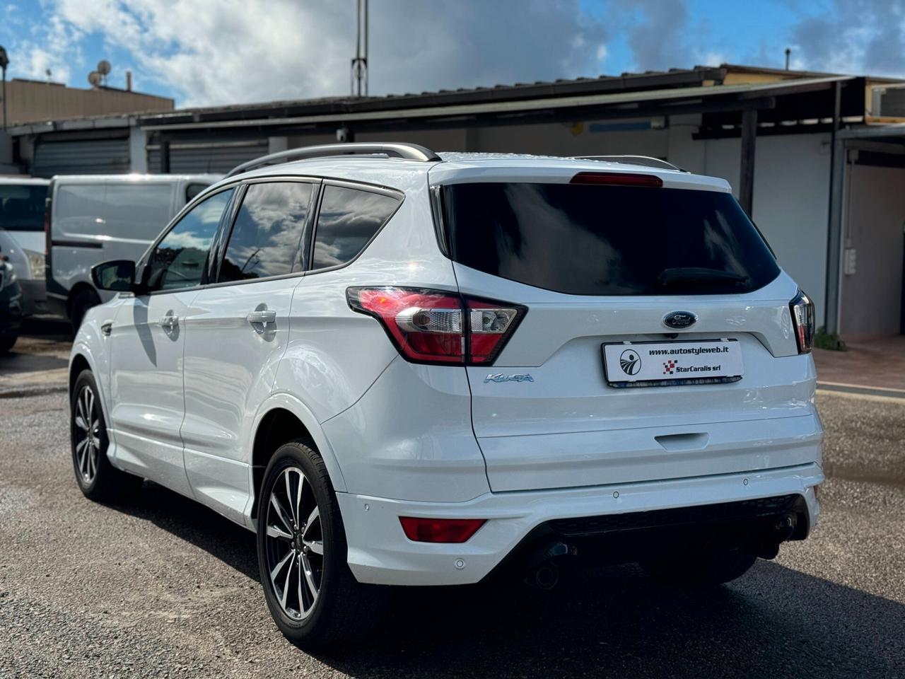 Ford Kuga 2.0 TDCI 150 CV 2WD ST-Line - 2018