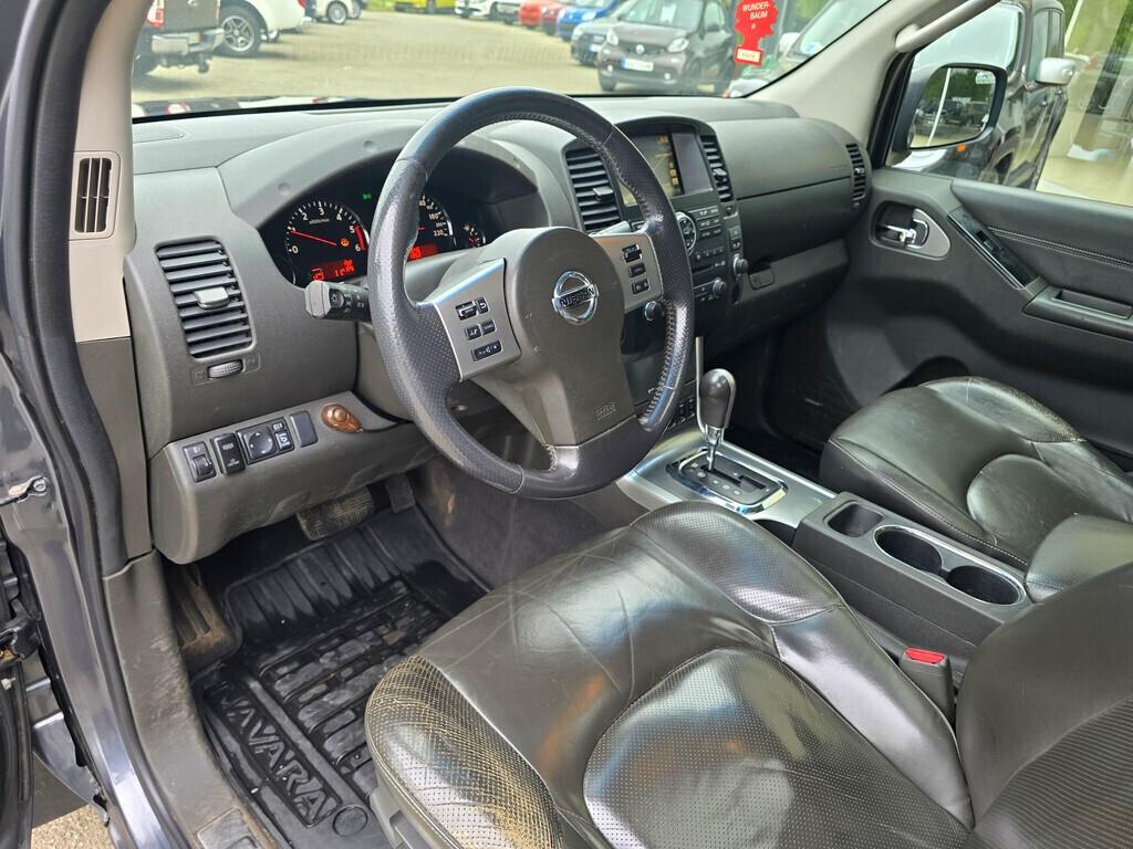 Nissan Navara 3.0 V6 DCI 231CV "LE" CON PREZZO REALE!