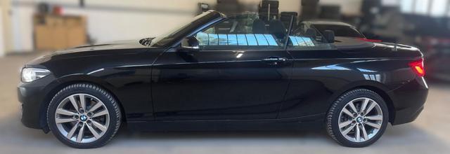 BMW 220 i Cabrio Luxury aut.