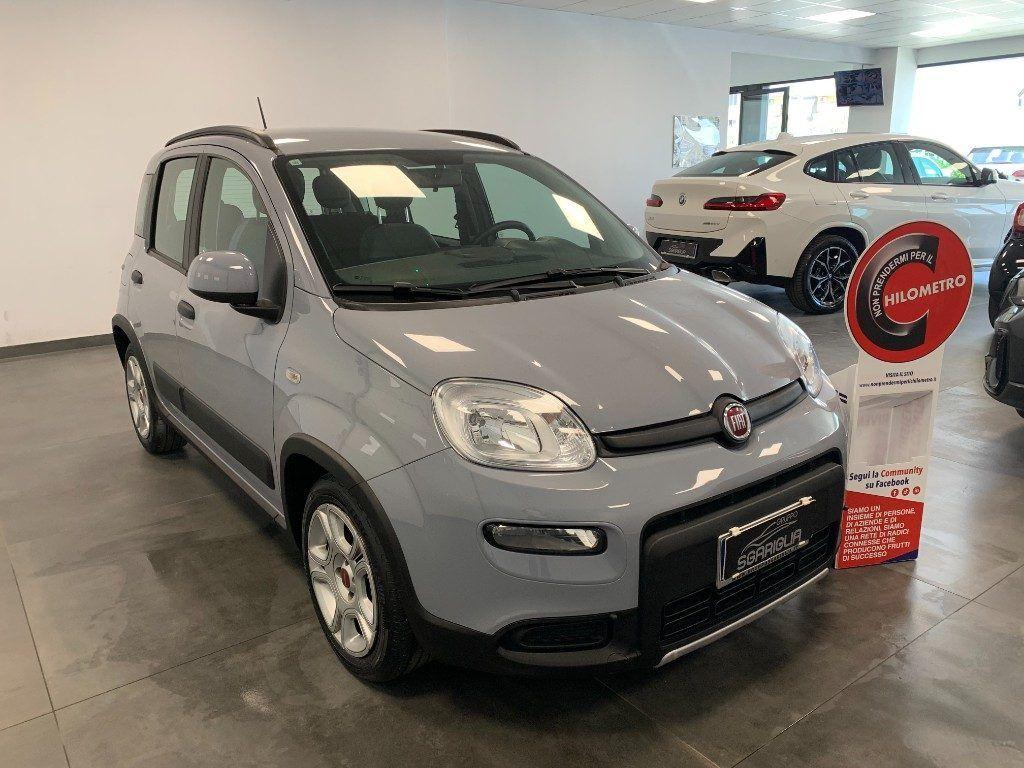 Fiat Panda 1.0 Benzina Hybrid City Cross