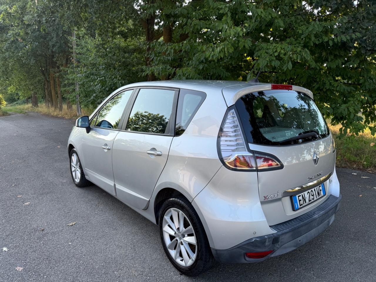 Renault Scenic 1.5 diesel 110 cv