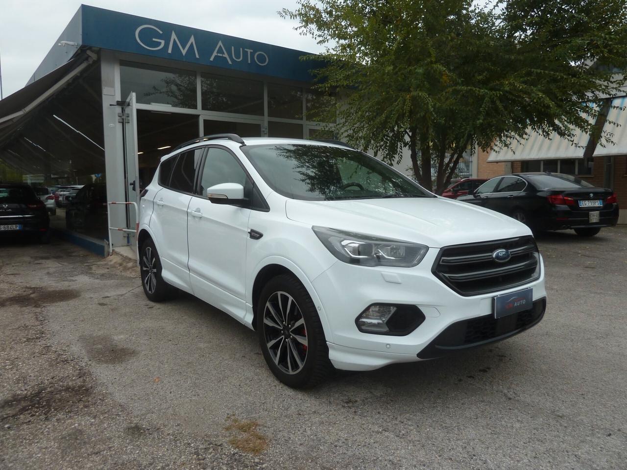 Ford Kuga 1.5 TDCI 120 CV S&S 2WD ST-Line