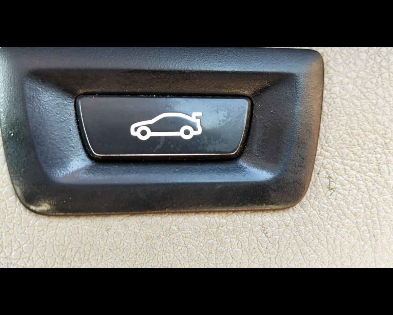 BMW Serie 3 (F30/31) - 318d Touring Business Advantage aut.
