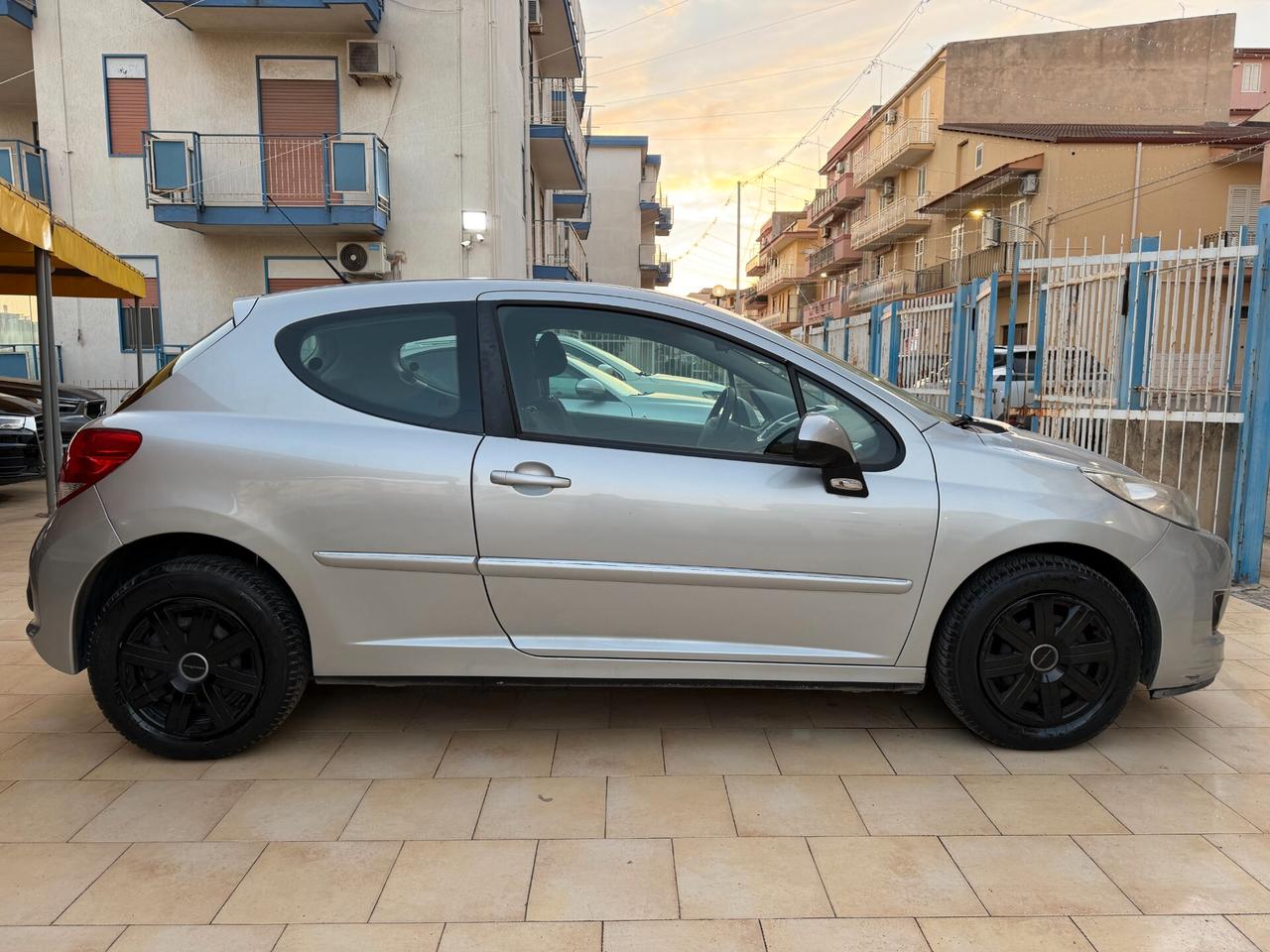 Peugeot 207 1.4 8V 75CV BLOCK SHAFT