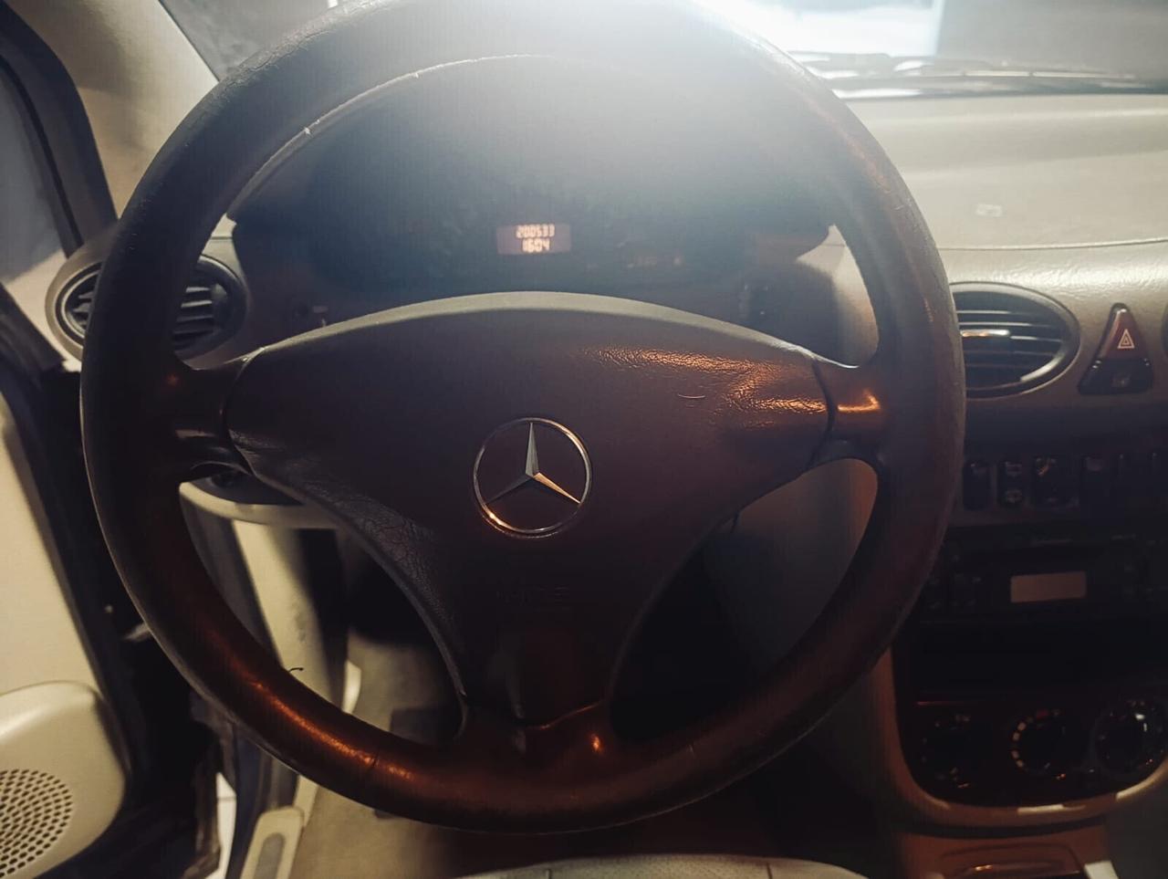 Mercedes Classe A140 del 2003 benzina neopatentati