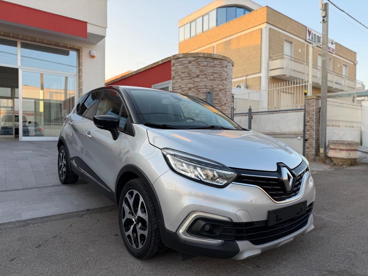 Renault Captur 90 CV Sport Edition-2019