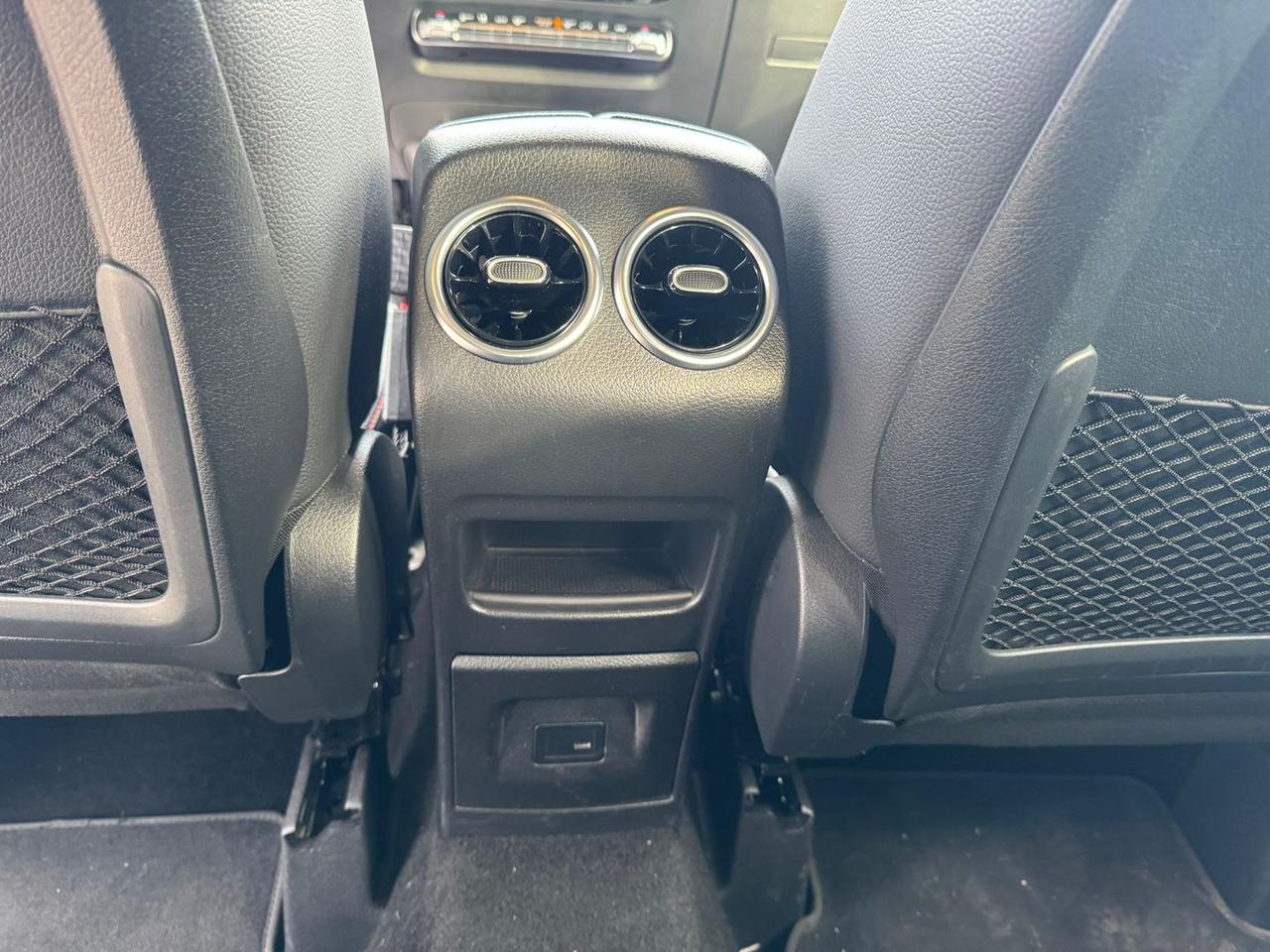 Mercedes-Benz B 180 B-Class B #8368