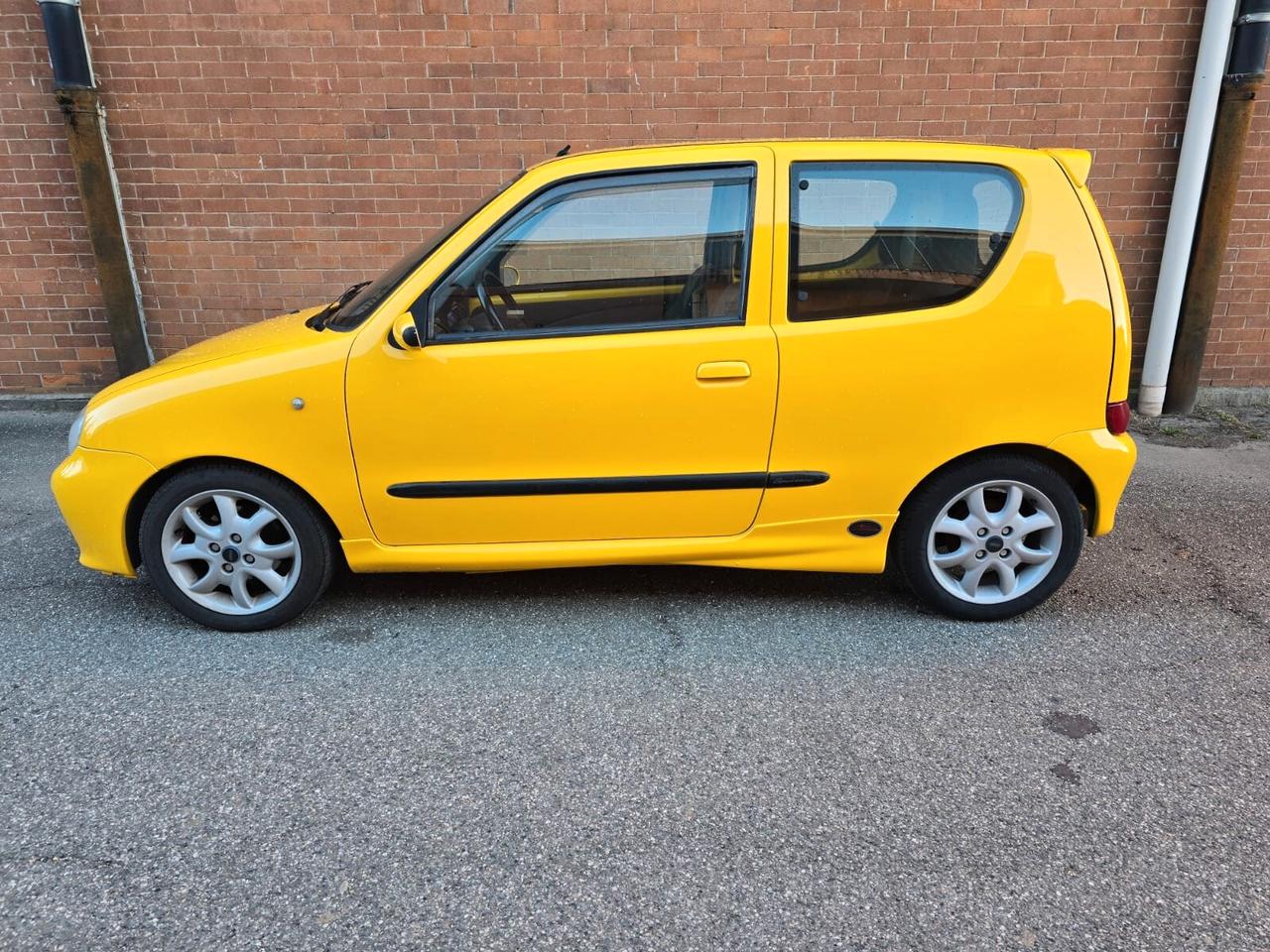 Fiat Seicento 1.1i cat Sporting Michael Schumacher