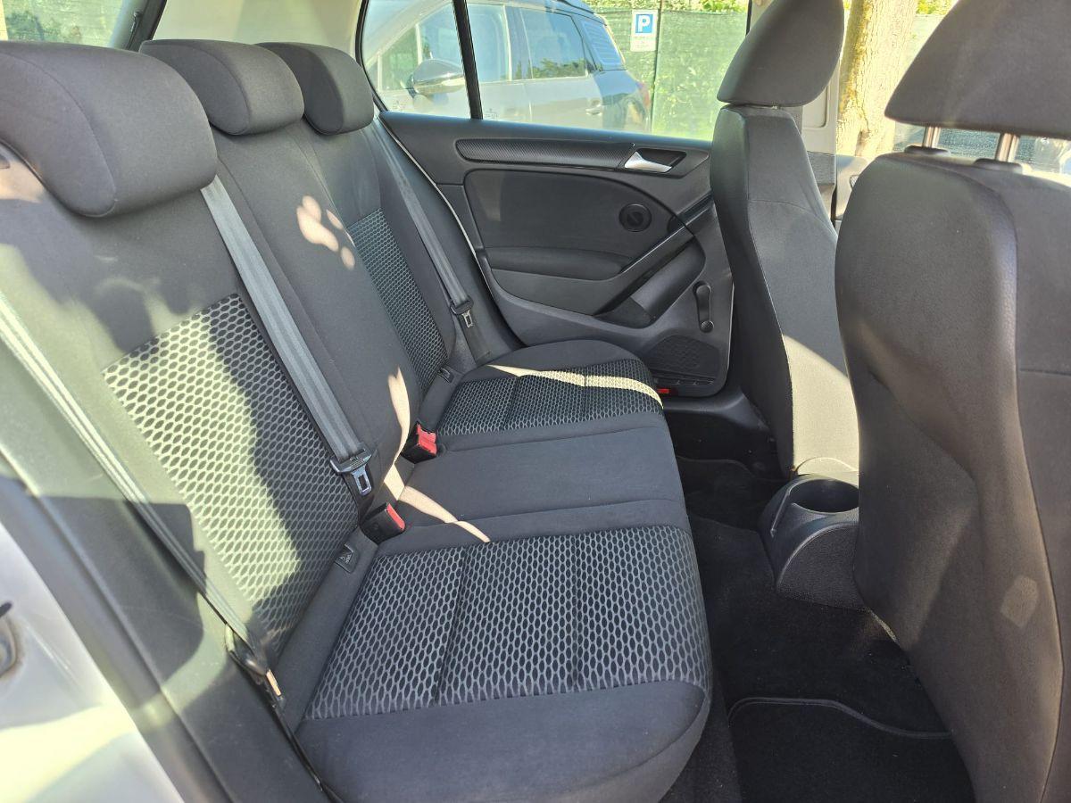 VOLKSWAGEN - Golf - Business 1.6 TDI 5p. Highline
