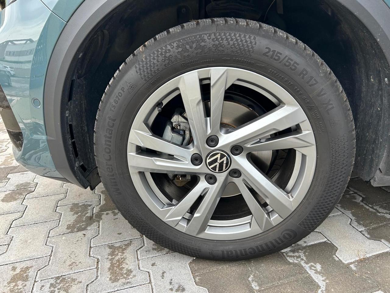 Volkswagen T-Roc 1.5 TSI ACT DSG R-Line