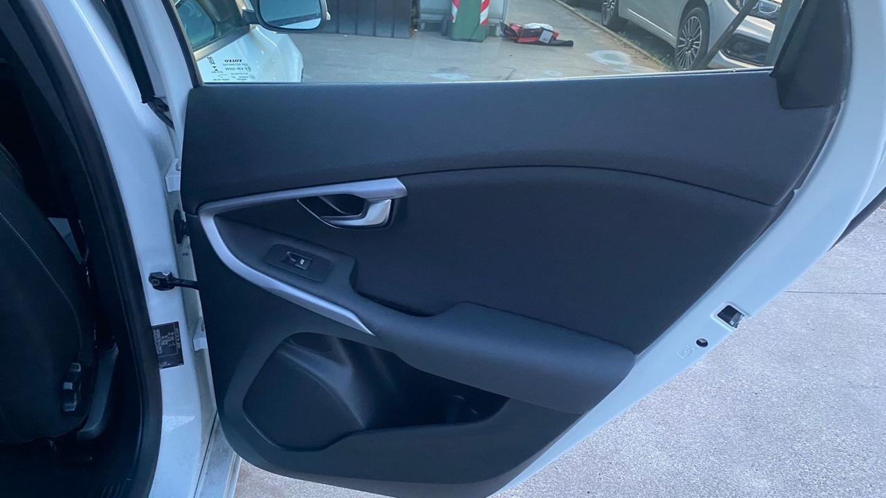 Volvo V40 D2 Business Plus