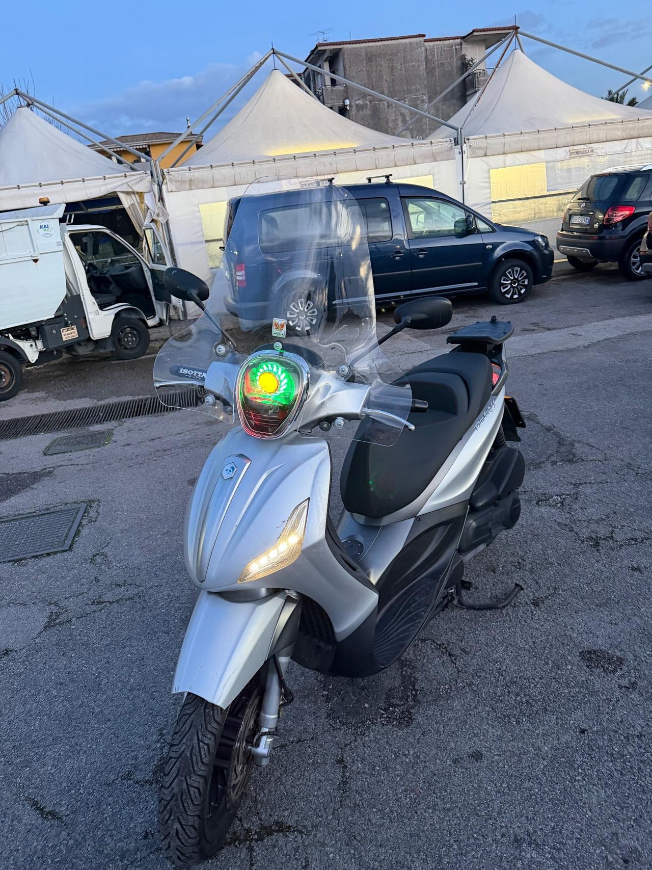 Piaggio Beverly 300 S