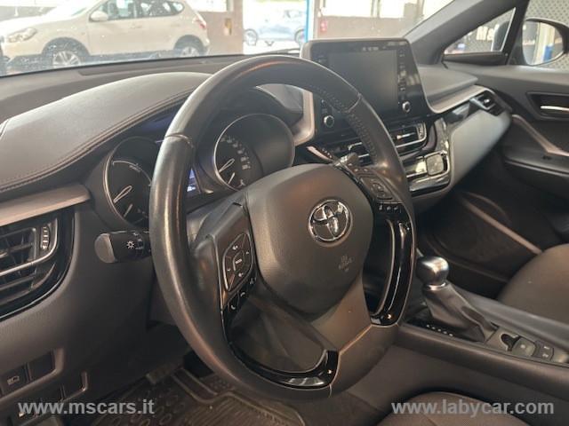 TOYOTA C-HR 1.8 Hybrid E-CVT Business