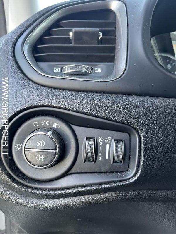 Jeep Renegade 1.3 T4 DDCT Limited