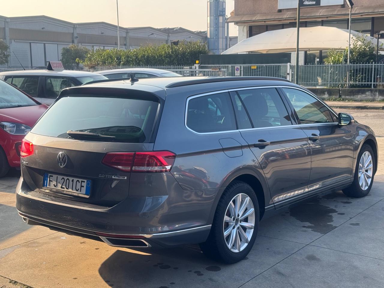 Volkswagen Passat Variant 2.0 TDI DSG Highline BlueMotion Technology