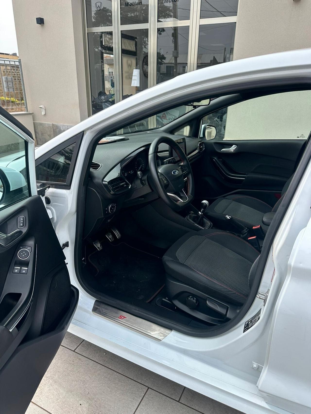 Ford Fiesta 1.5 EcoBlue 5 porte ST-Line