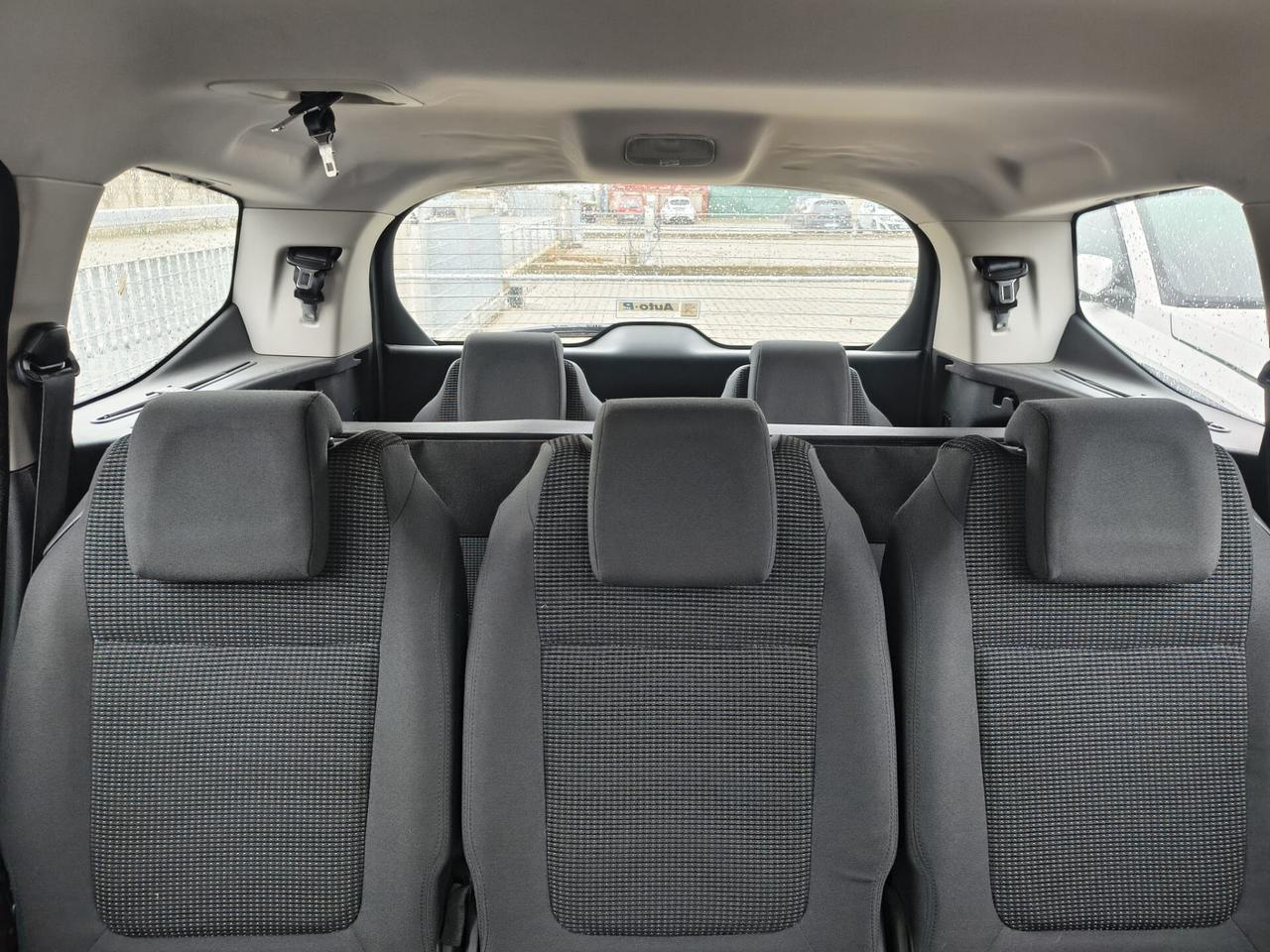 Peugeot 5008 7 POSTI 1.6 HDi +GANCIO TRAINO *PER COMMERCIANTI*