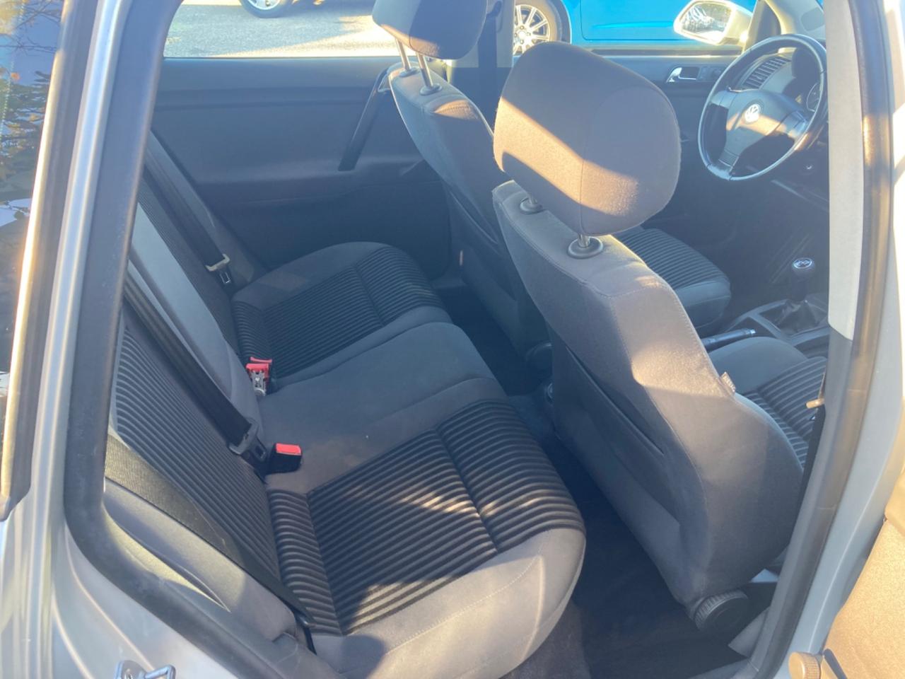 VOLKSWAGEN POLO 1.4 BENZINA (MODELLO SPORTLINE)