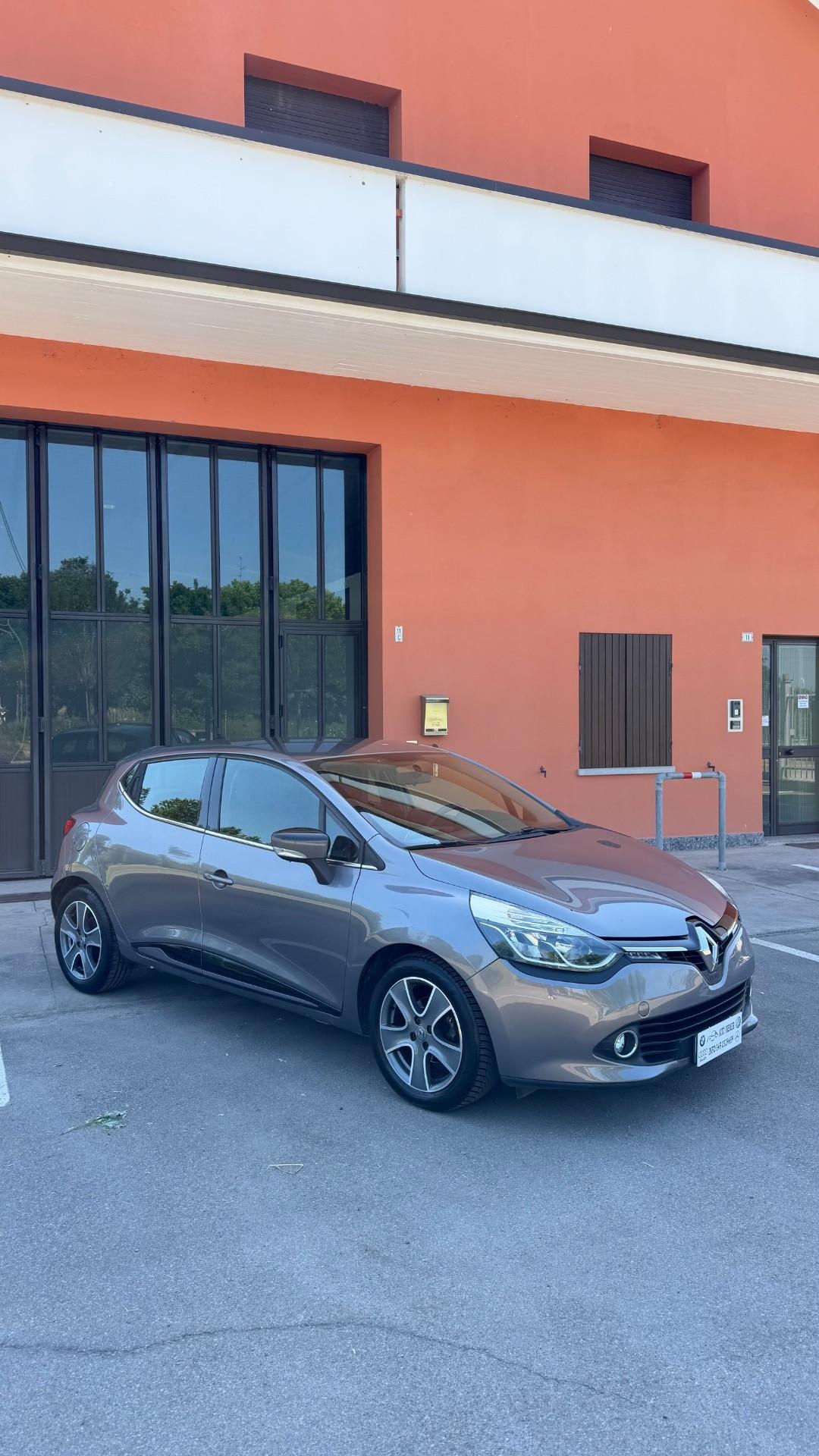 Renault Clio 1.2 75CV 5 porte National
