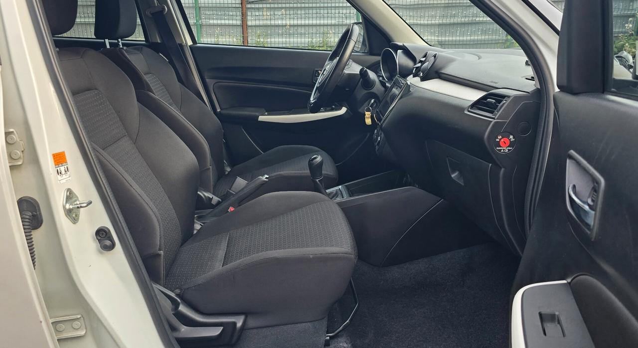 Suzuki Swift 1.2 Dualjet Cool