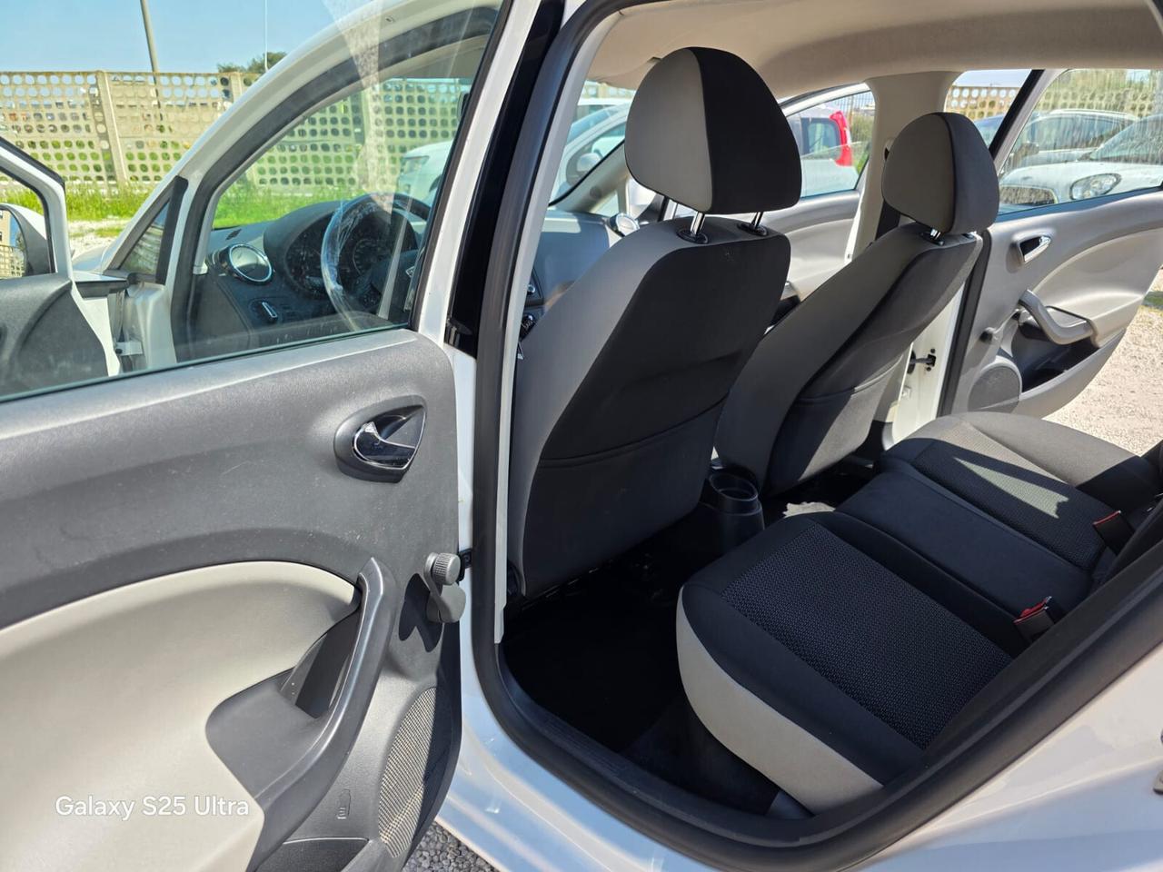 Seat Ibiza ST 1.4 TDI 75 CV CR Connect 2016