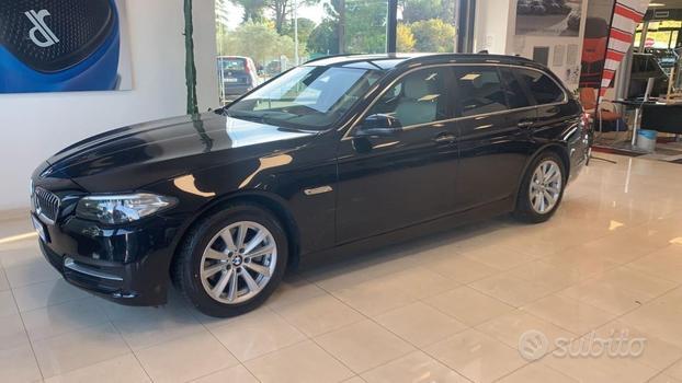BMW 520 d Xdrive Touring Luxury
