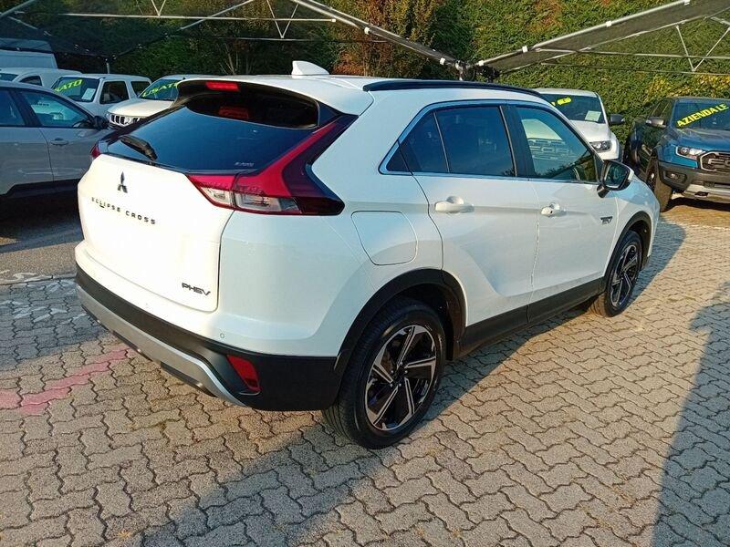 Mitsubishi Eclipse Cross 2.4 MIVEC 4WD PHEV Instyle SDA Pack 0