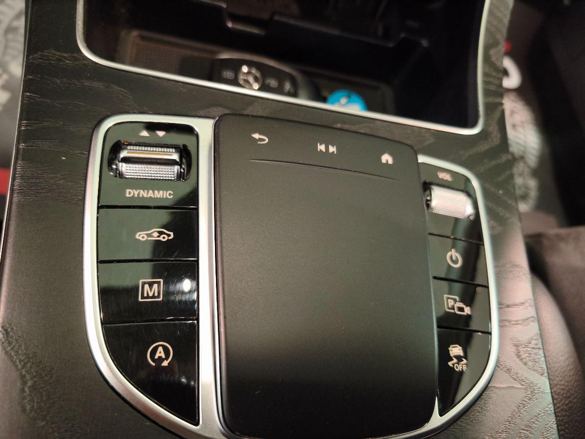 MERCEDES GLC 220 d 4Matic Premium Plus AMG Luci Ambient Gancio