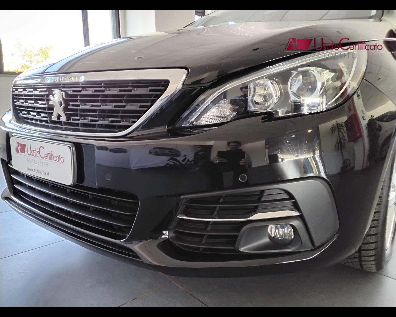 PEUGEOT 308 BlueHDi 130 S&S EAT8 SW Active Business