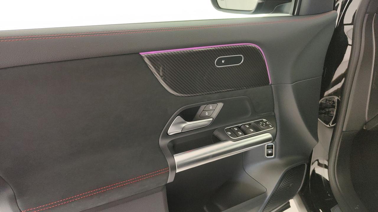 Mercedes-Benz GLA 200 d automatic