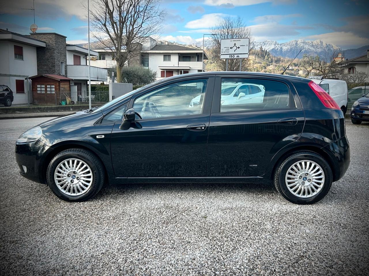 Fiat Grande Punto 1.2 5 porte-UNIPROPRIETARIO-NEOPATENTATI