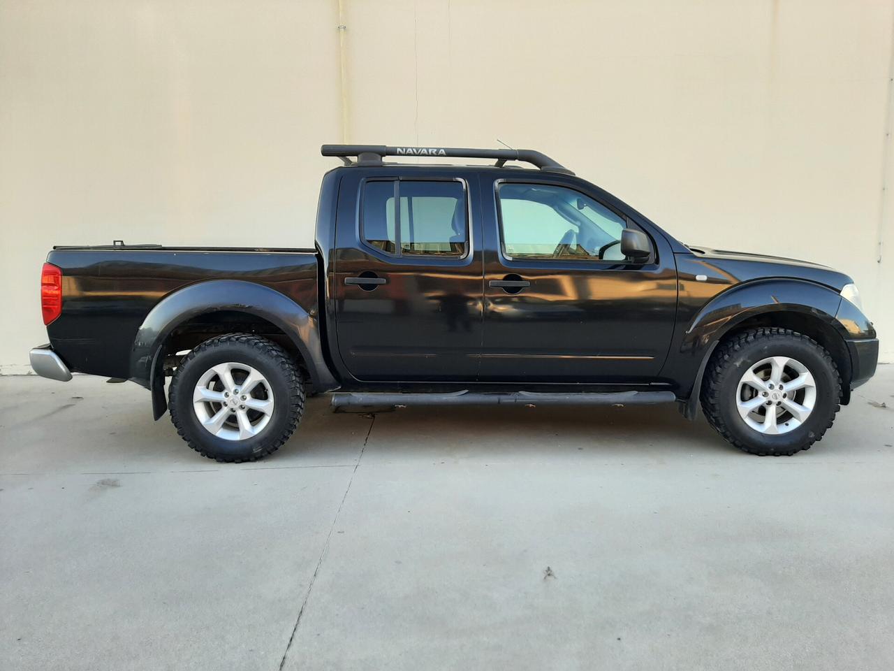 Nissan Navara 2.5 dCi 4 porte Double Cab LE