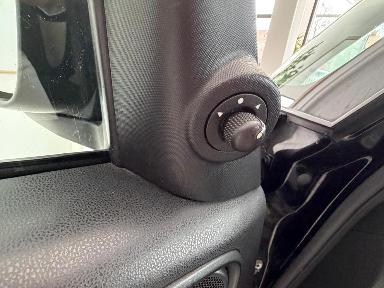 FIAT 500L 1.6 MJT 120 CV Trekking